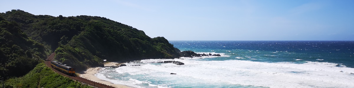 折居海岸(島根県浜田市三隅町折居)